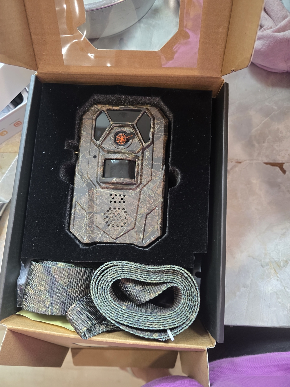 Amazon Trail Camera in Camouflage Green Brown